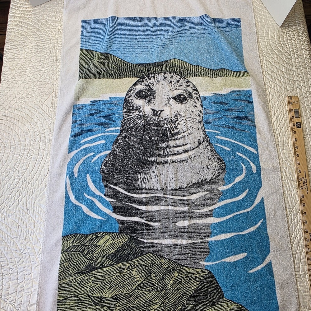 Vintage Ocean Spray Center for Marine Conservation Seal Beach Towel 56"x 28½"